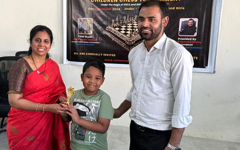 Divyam Lahon from Grade 3E placed eighth in the 1st Universal Children Chess Tournament.