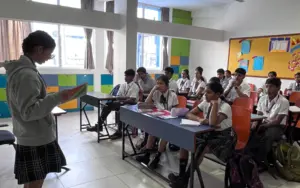 students-debates1