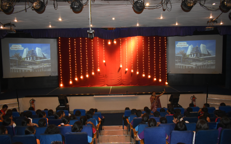 isckon visit 03