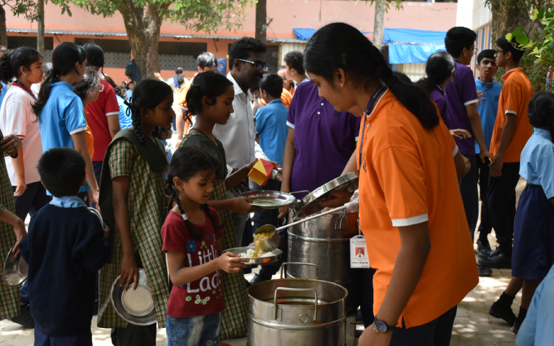 youth seva 03